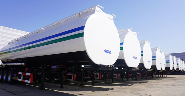 Tri Axle Crude Oil Tanker Trailer for Sale | Crude Oil Trailer for Sale in Zimbabwe