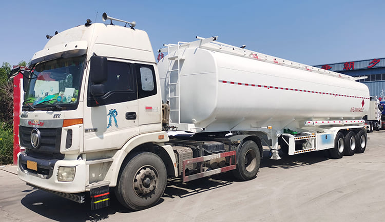 3 Axle Fuel Tanker Trailer | 45000 Liters Heavy Fuel Tanker Semi Trailer for Sale in Tanzania 