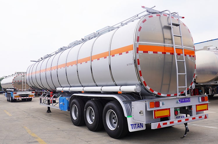 3 Axle Stainless Steel Tanker Trailer for Sale | 4500Ltrs Stainless Tanker Trailer for Sale 
