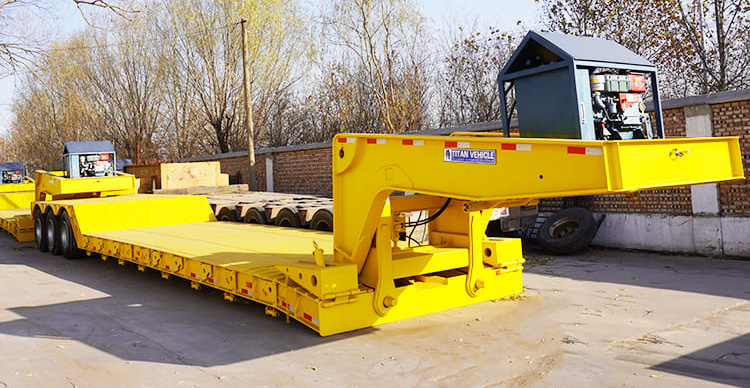 80 Ton Tri Axle Hydraulic Detachable Gooseneck Trailer for Sale in Panama