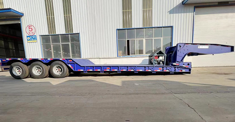 3 Axle RNG Removable Gooseneck Trailer | What is a Removable Gooseneck Trailer?